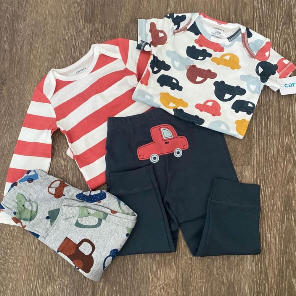 BNWT Carters Bundle 18m